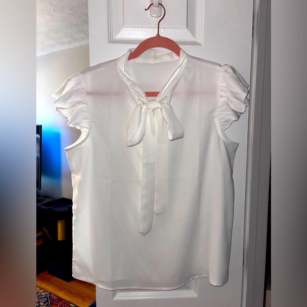 Elegant White Ruffle Sleeve Blouse